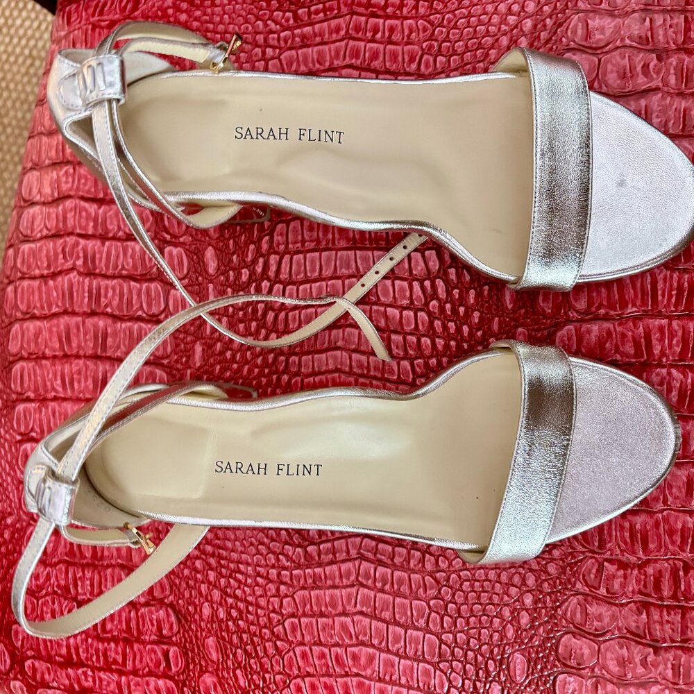 Sarah Flint Classic Gold Sandal - Size 39.5 (9.5) EUC